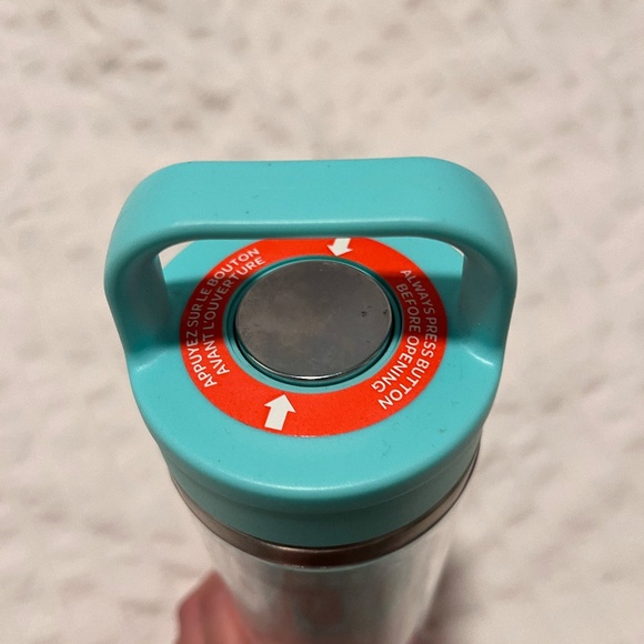 Brand new David's Tea Bottle Infuser - Picture 3 of 4